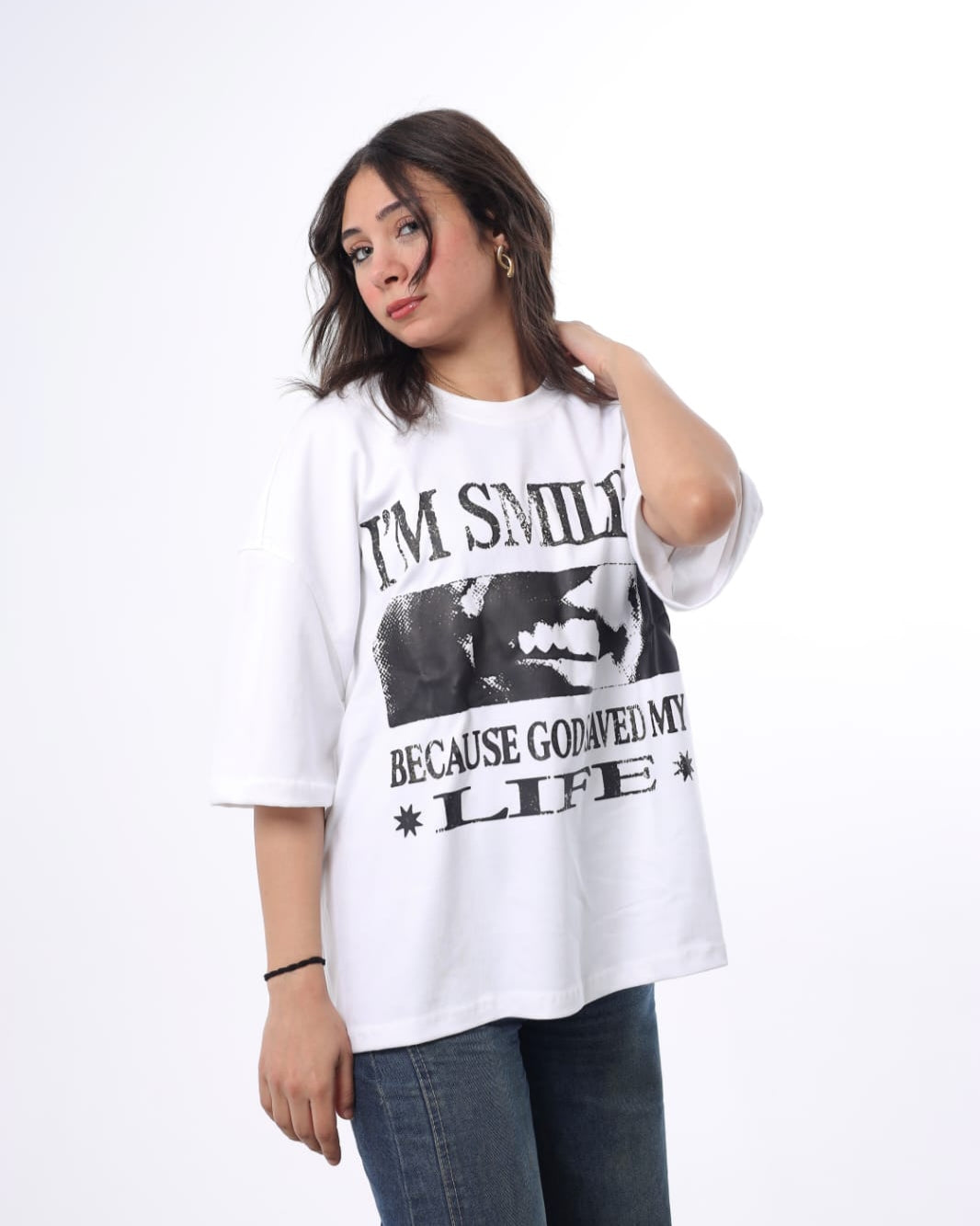 WHITE T-SHIRT