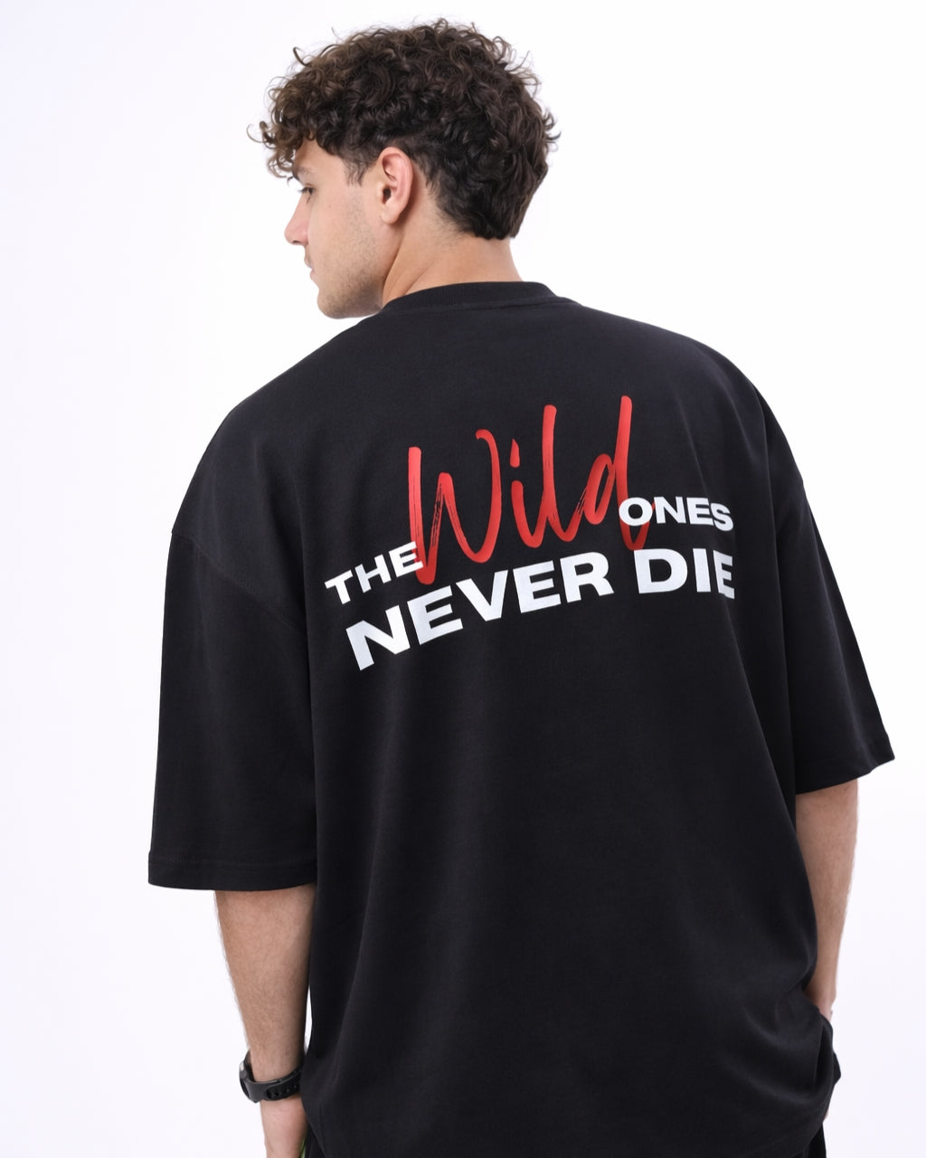 BLACK T-SHIRT