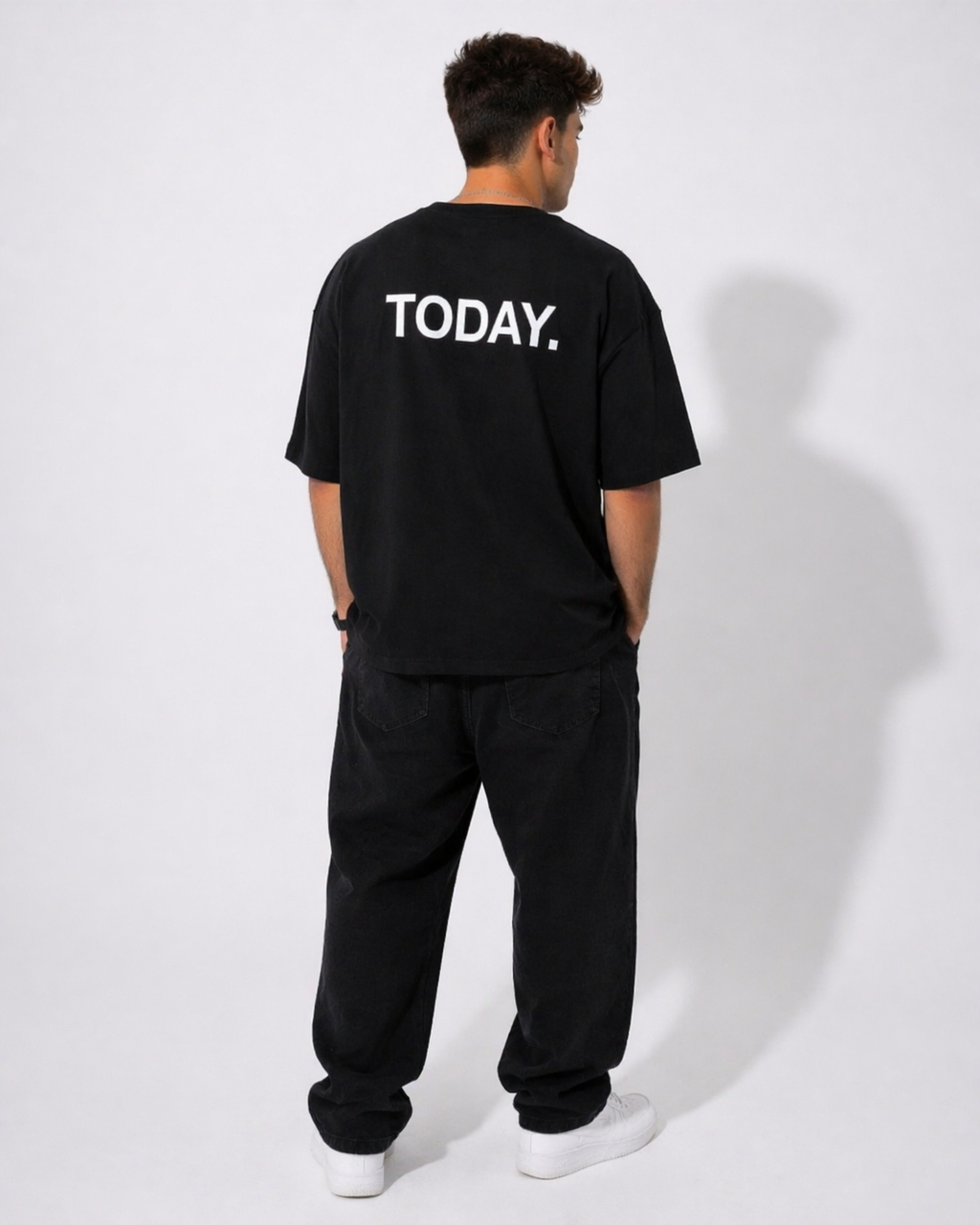 BLACK T-SHIRT
